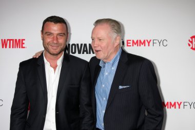 canlı schreiber, jon voight