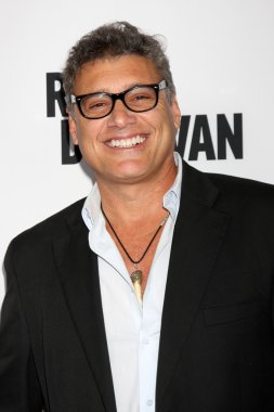 Steven Bauer
