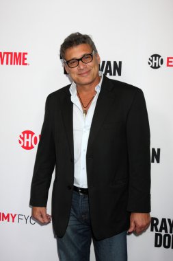 Steven Bauer