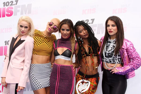 Lauren Bennett, Paula Van Oppen, Emmalyn Estrada, Simone Battle, Natasha Slayton, G.R.L. . — Foto Stock