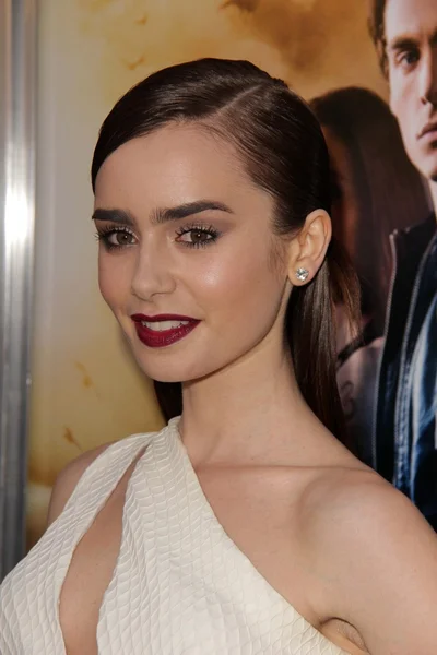 Lily Collins — Stock fotografie