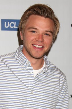 Brett Davern