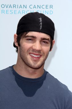 Steven R Mcqueen
