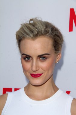 Taylor Schilling