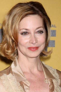 Sharon lawrence