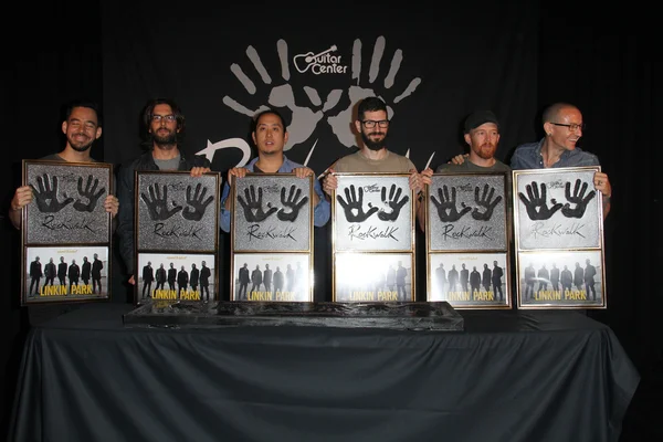 Linkin Park, Mike Shinoda, Rob Bourdon, Joe Hahn, Brad Delson, Dave Farrell, Chester Bennington — Stock Photo, Image