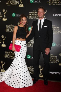 chrishell stause, justin harita