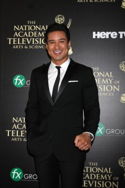 Mario Lopez