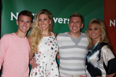 takip chrisley, savannah chrisley, todd chrisley, julie chrisley