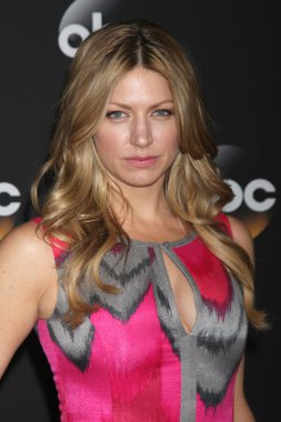 Jes Macallan