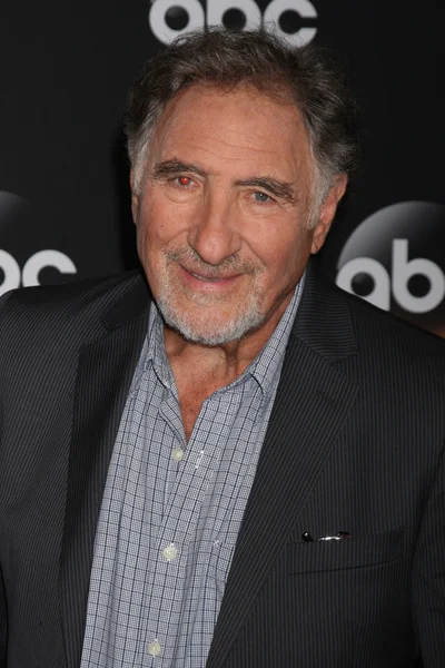 Judd Hirsch — Photo