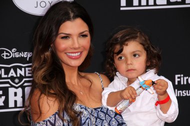 Ali Landry