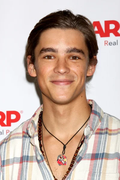 Brenton thwaites —  Fotos de Stock