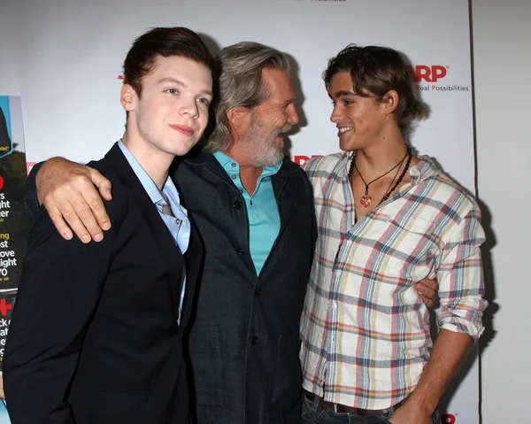 Cameron Monaghan, Jeff Bridges, Brenton Thwaites — Foto Stock