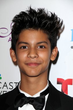 Xolo Mariduena