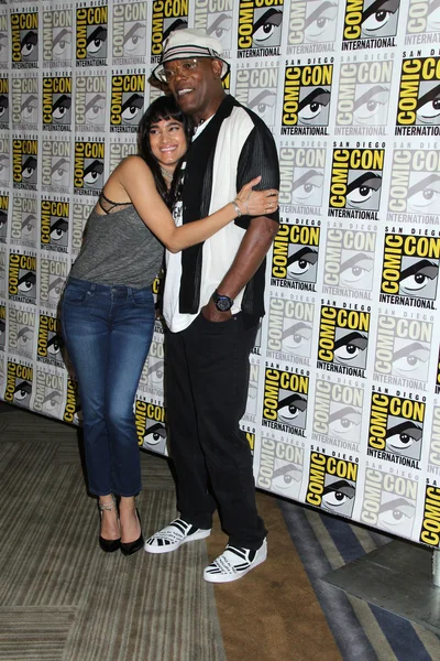 Sofia Boutella, Samuel L. Jackson — Stock Photo, Image