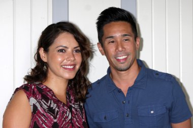 Linda Elena Tovar, Parry Shen