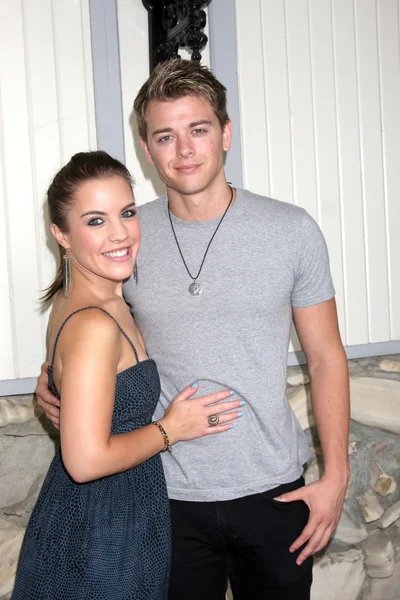 Chad Duell, Kristen Alderson — Photo