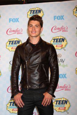 gregg sulkin