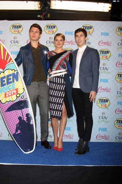 Ansel Elgort, Shailene Woodley, Nat Wolff — Foto de Stock