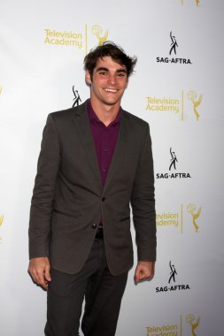 RJ Mitte