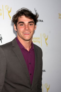 RJ Mitte