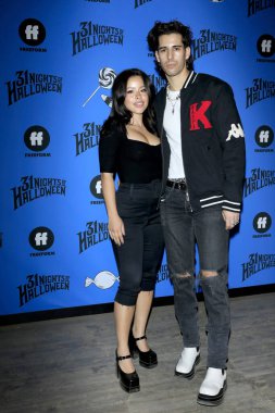 LOS ANGELES - 30 Eylül 2021 'de Los Angeles, CA' da Cierra Ramirez, Jonathan Gonzalez Cadılar Bayramı Yolu Yeteneği ve Basın Gecesi Heritage Square Müzesi 'nde