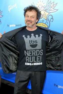 Curtis Armstrong