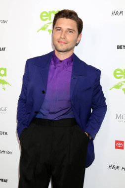 LOS ANGELES - OCT 16: Ronen Rubenstein 16 Ekim 2021 'de Van Nuys, CA