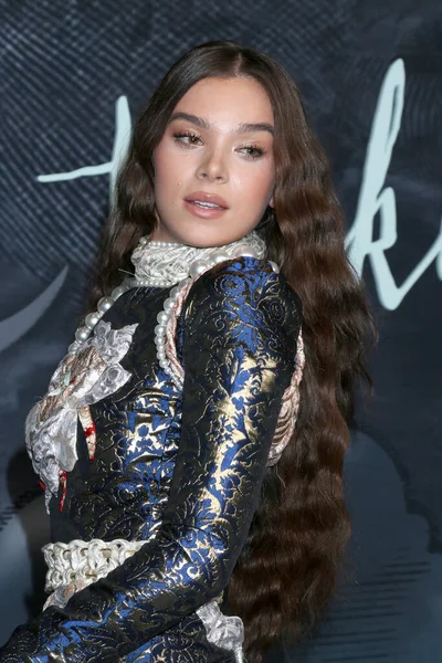 Los Angeles Nov Hailee Steinfeld Apple Dickinson Season Premiere Pacific — Stock Photo, Image