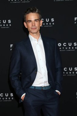 LOS ANGELES - 8 Kasım 2021 'de Los Angeles' taki Belfast Film Müzesi 'nde Christopher Gorham