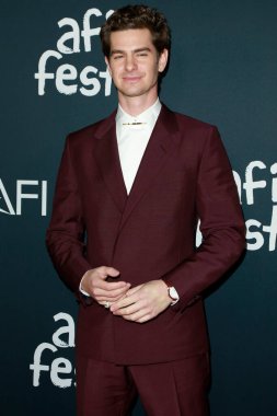 LOS ANGELES - 10 Kasım 2021 'de Andrew Garfield 2021 AFI Fest' te TCL Çin Tiyatrosu IMAX 'ta 