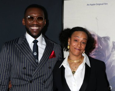 LOS ANGELES - 12 Kasım, Mahershala Ali, Amatus Sami-Karim AFI Fest 'te - Kuğu Şarkısı Premiere TCL Çin Tiyatrosu IMAX' ta 12 Kasım, 2021, Los Angeles, CA