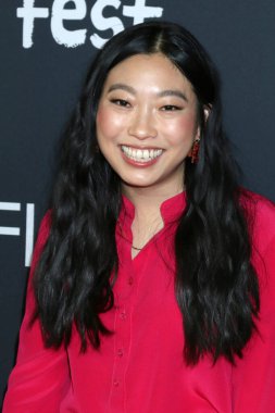 LOS ANGELES - 12 Kasım 2021 'de AFI Fest' te Awkwafina - Kuğu Şarkısı Premiere TCL Çin Tiyatrosu IMAX 'ta 12 Kasım 2021' de, CA