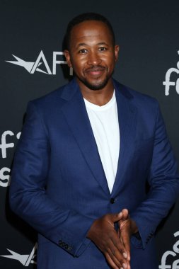 LOS ANGELES - 12 Kasım 2021 'de AFI Fest' te Nyasha Hatendi TCL Çin Tiyatrosu 'nda Kuğu Şarkısı Prömiyeri