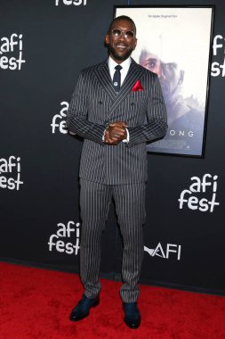LOS ANGELES - 12 Kasım, Mahershala Ali AFI Fest 'te Kuğu Şarkısı Premiere TCL Çin Tiyatrosu IMAX' ta 12 Kasım 2021 'de, CA