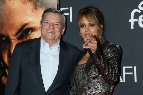 Los Angeles Nov Ted Sarandos Halle Berry Het Afi Fest — Stockfoto