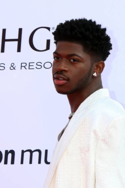 LOS ANGELES - Lil Nas X at the Variety 2021 Music Hitmakers Brunch Sunar Peacock and GIRLS5EVA at the City Market Social House, 4 Aralık 2021, Los Angeles, CA