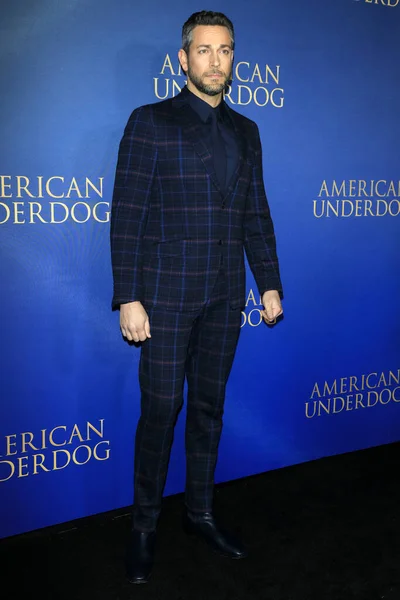 Los Angeles Dec Zachary Levi American Underdog Premiere Čínském Divadle — Stock fotografie