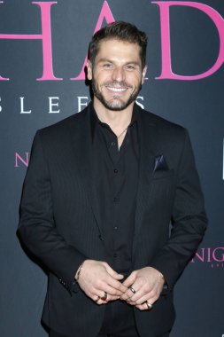 Lou Ferrigno Jr. 7 Ocak 2022 'de Los Angeles' ta, Regal LA 'deki İtüzümü' nde canlı yayında.