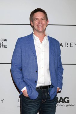 LOS ANGELES - 9 Şubat 2022 'de Los Angeles, CA' da bulunan Los Angeles Akademisi 'nde düzenlenen United Vets and Players Charity Super Bowl Açılış Gecesi Yardım Gecesi' nde Rob Floyd.