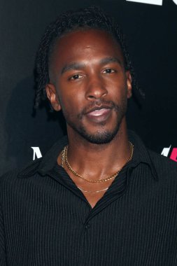 LOS ANGELES - 11 Şubat 2022 'de San Pedro Caddesi' ndeki MaximBet Music at The Market 'te Scott Evans.