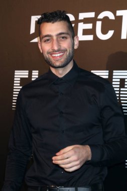 DIRECTV 'den Lee Petropoulas 12 Şubat 2022' de San Pedro Caddesi 'ndeki Maxim Electric Nights' ı sunar.