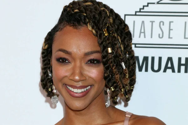 Los Angeles Feb Sonequa Martin Green Tijdens Jaarlijkse Make Artiesten — Stockfoto