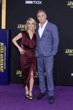 Dana Bash, Spencer Garrett, The Rise of The Lakers Dynasty LA Premiere Ace Hotel 'de 2 Mart 2022' de Los Angeles, CA