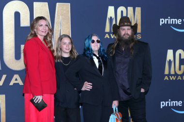 LAS VEGAS - MAR 7:  Morgane Stapleton, Chris Stapleton, Ada Stapleton, Chris Stapleton at the 2022 Academy of Country Music Awards  Arrivals at Allegient Stadium on March 7, 2022  in Las Vegas, NV