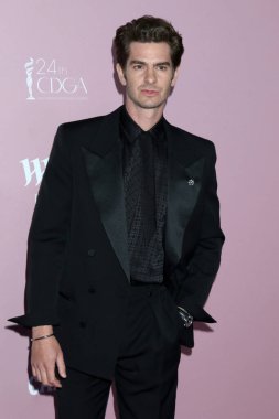 Andrew Garfield, Eli ve Edythe Broad Stage 'deki 24. Geleneksel Kostüm Tasarımcıları Birliği Ödülleri' nde 9 Mart 2022 'de Santa Monica, CA