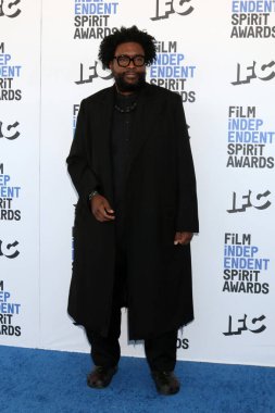 LOS ANGELES - 6 Mart 2022 'de Santa Monica Plajı' na Bağımsız Ruh Ödülleri 'nde Ahmir Thopson' un sorgusu 6 Mart 2022 'de Santa Monica, CA