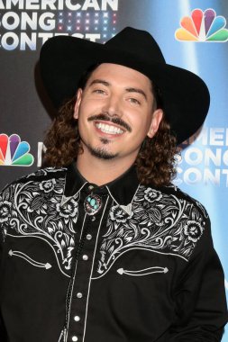 Ryan Charles, 21 Mart 2022 'de Los Angeles' taki Universal Back Lot 'taki American Song Contest Show Kırmızı Halı' da.