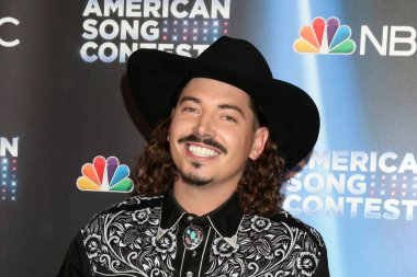 Ryan Charles, 21 Mart 2022 'de Los Angeles' taki Universal Back Lot 'taki American Song Contest Show Kırmızı Halı' da.